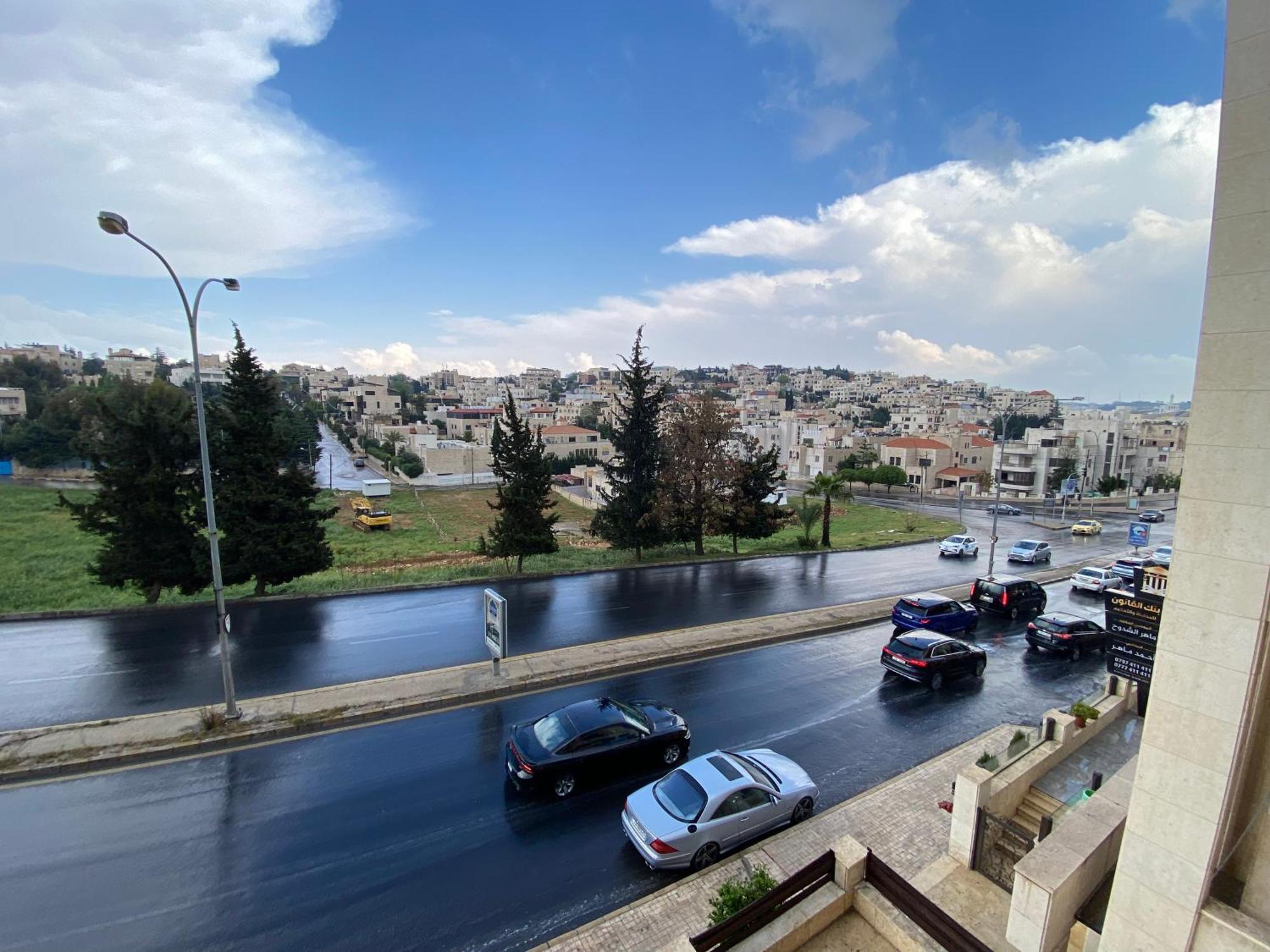 Dair Ghbar Apartment Amman Room photo